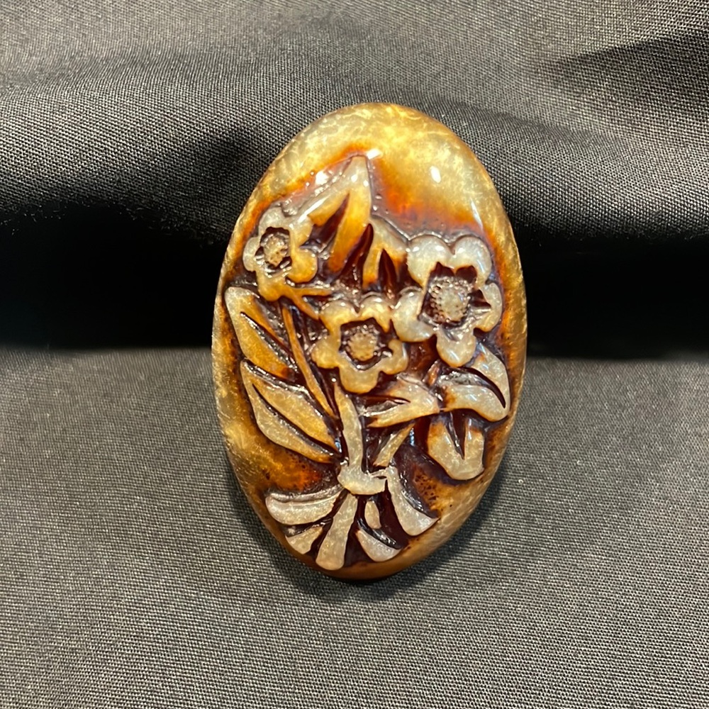 Vintage Large Oval Brown and Tan Lucite Carved Flower Ring 1960’s